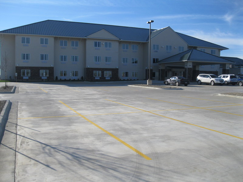 Best Western Plus Green Mill Village Hotel & Suites - Arcola Illinois