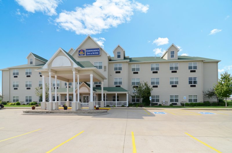 Best Western Plus Independence Inn & Suites - Independence Iowa