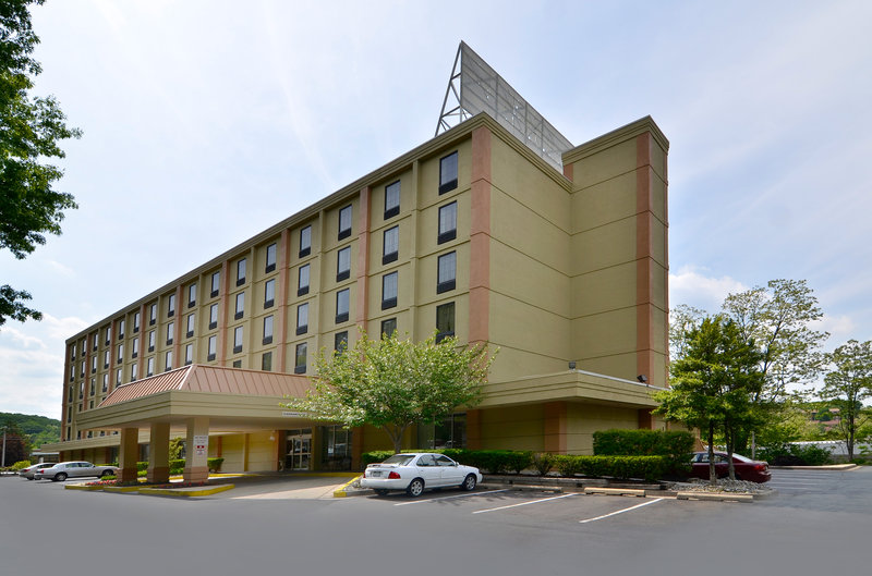 Best Western Plus Towson Baltimore North Hotel & Suites - Towson Maryland