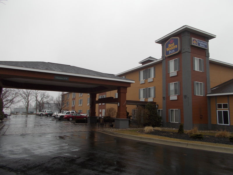 Best Western Plus Coldwater Hotel - Coldwater Michigan