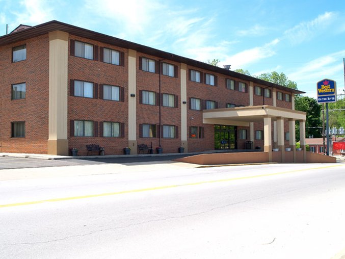 Best Western Plus On The River - Hannibal Missouri