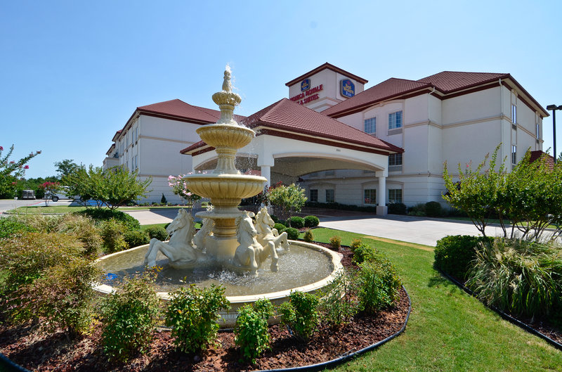 Best Western Plus Monica Royale Inn & Suites - Greenville Texas