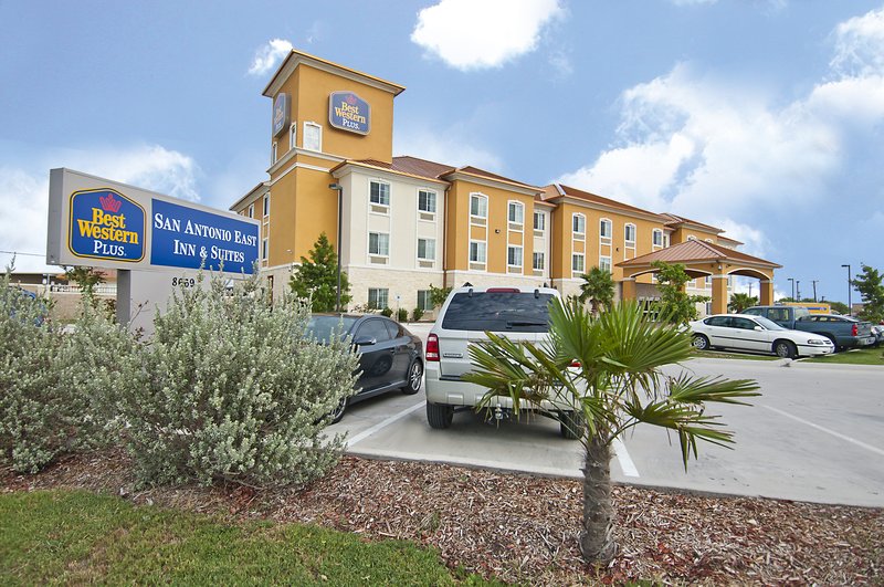 Best Western Plus San Antonio East Inn & Suites - San Antonio Texas