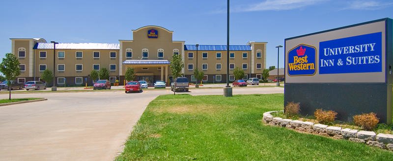 Best Western Plus University Inn & Suites - Wichita Falls Texas