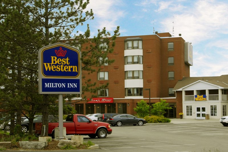 Best Western Plus Milton - Milton Ontario
