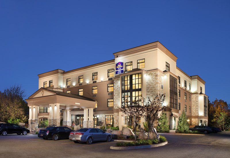 Best Western Plus Perth Parkside Inn & Spa - Perth Ontario