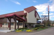 Red Roof Inn Canton - North Canton OH